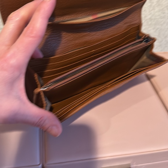 Burberry wallet - Picture 7 of 8